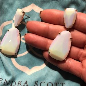Beautiful unique Kendra Scott earrings
